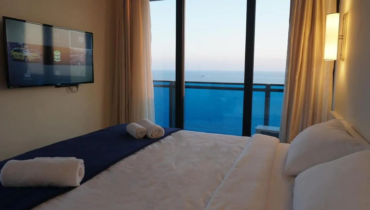 Diamond Apartment Batoemi 0*,